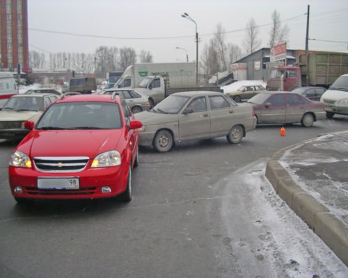 Фотографии -> MATPOCKuH -> Сараеводческий колхоз -> Chevrolet Lacetti Wagon ->  Первое ДТП (14.02.2005) -> Первое ДТП (14.02.2005) - 004