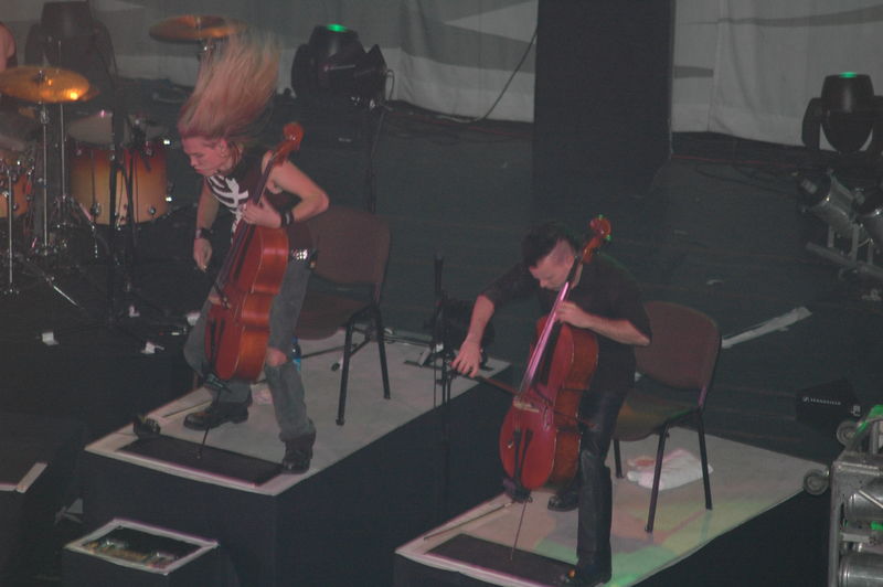 Фотографии -> Концерты ->  Apocalyptica в Music Hall (13 ноября 2005) -> Apocalyptica в Music Hall (13 ноября 2005) - 008