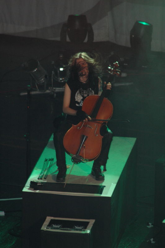 Фотографии -> Концерты ->  Apocalyptica в Music Hall (13 ноября 2005) -> Apocalyptica в Music Hall (13 ноября 2005) - 009