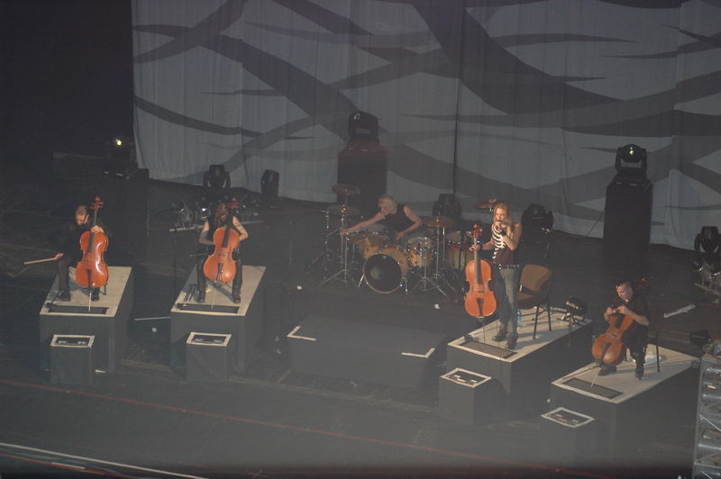 Фотографии -> Концерты ->  Apocalyptica в Music Hall (13 ноября 2005) -> Apocalyptica в Music Hall (13 ноября 2005) - 010