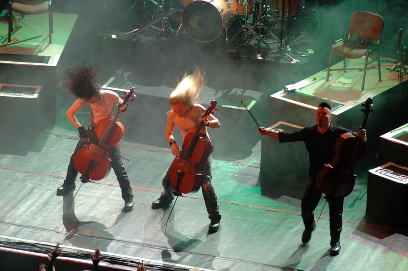 Фотографии -> Концерты ->  Apocalyptica в Music Hall (13 ноября 2005) -> Apocalyptica в Music Hall (13 ноября 2005) - 115
