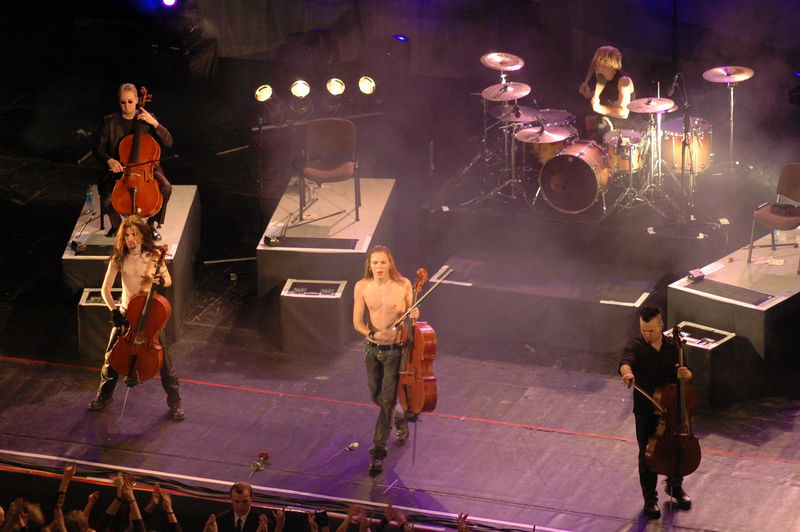 Фотографии -> Концерты ->  Apocalyptica в Music Hall (13 ноября 2005) -> Apocalyptica в Music Hall (13 ноября 2005) - 136