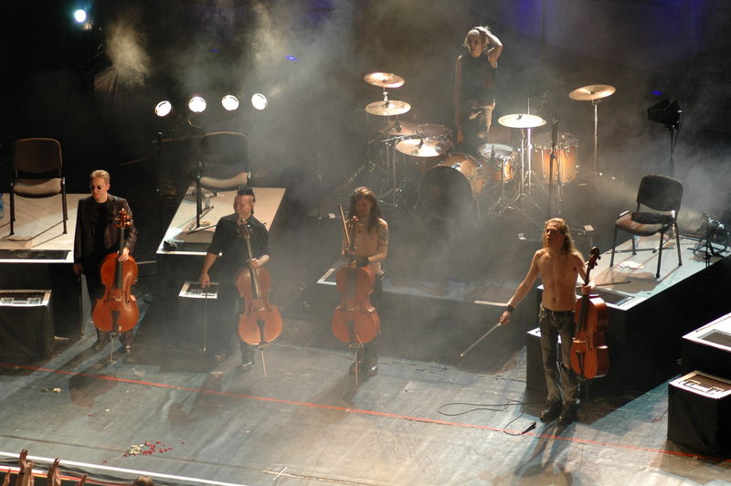 Фотографии -> Концерты ->  Apocalyptica в Music Hall (13 ноября 2005) -> Apocalyptica в Music Hall (13 ноября 2005) - 154