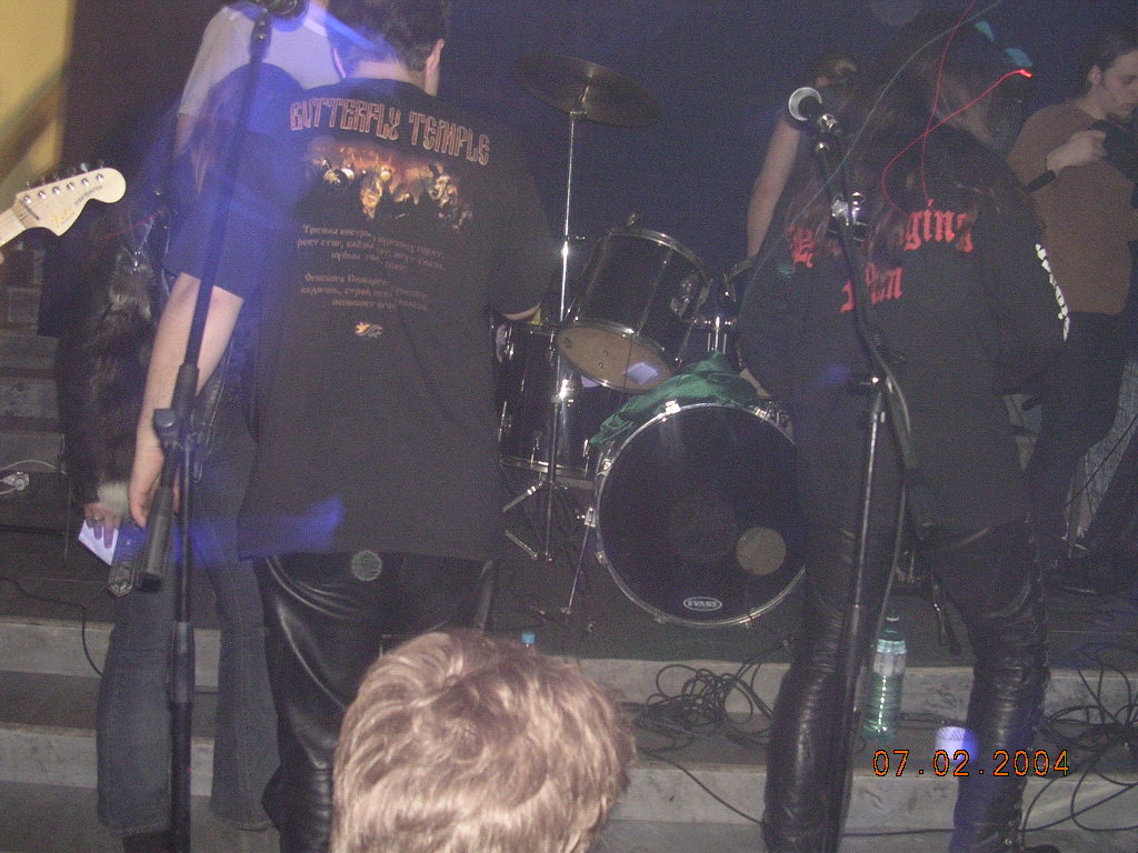 Фотографии -> Концерты ->  Концерт в клубе Арктика (7 февраля 2004) -> Концерт в клубе Арктика (7 февраля 2004) - Butterfly Temple...