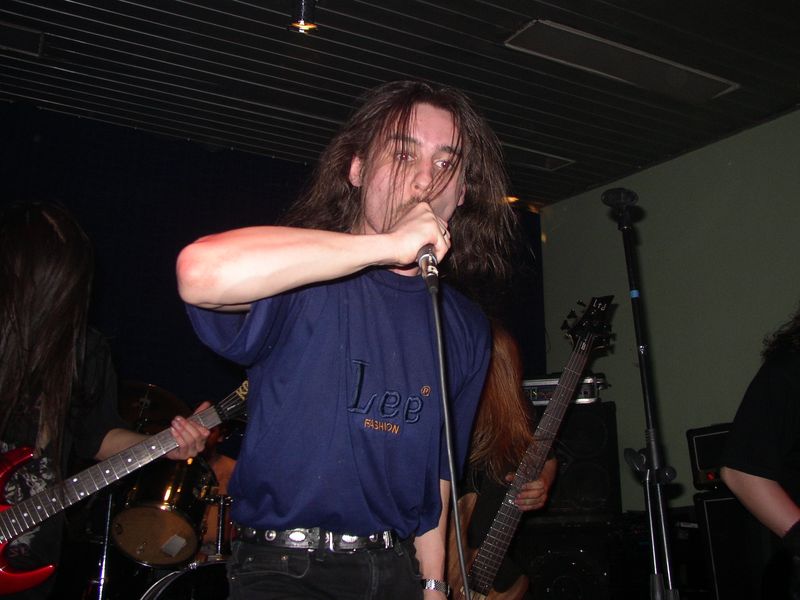 Фотографии -> Концерты -> Vader в клубе Арктика (19 апреля 2004) ->  Morrah -> Morrah - 011