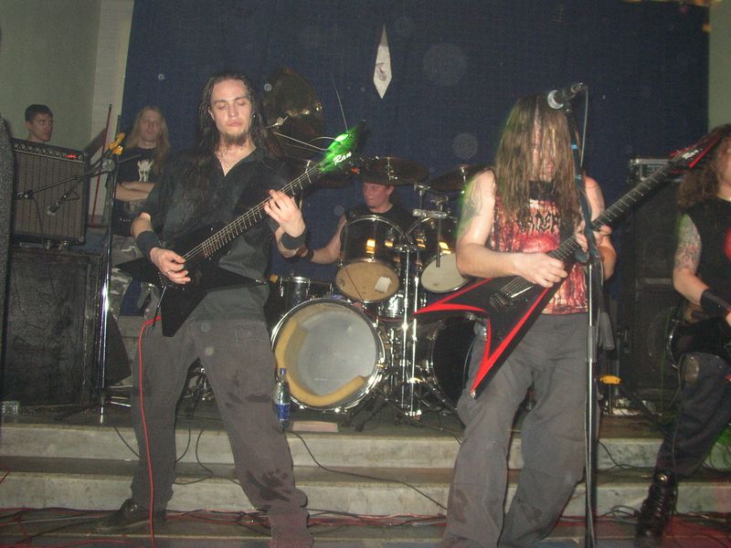 Фотографии -> Концерты -> Vader в клубе Арктика (19 апреля 2004) ->  Vader -> Vader - 037