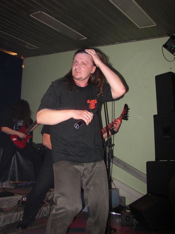 Фотографии -> Концерты -> Концерт в клубе Арктика (24 апреля 2004) ->  Stalwart -> Stalwart - 016