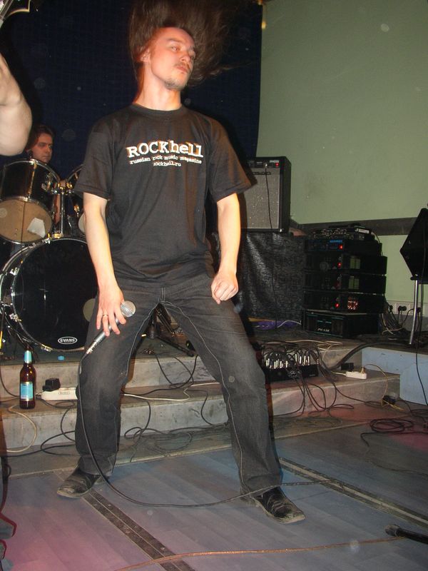 Фотографии -> Концерты -> Концерт в клубе Арктика (24 апреля 2004) ->  Morrah -> Morrah - 048