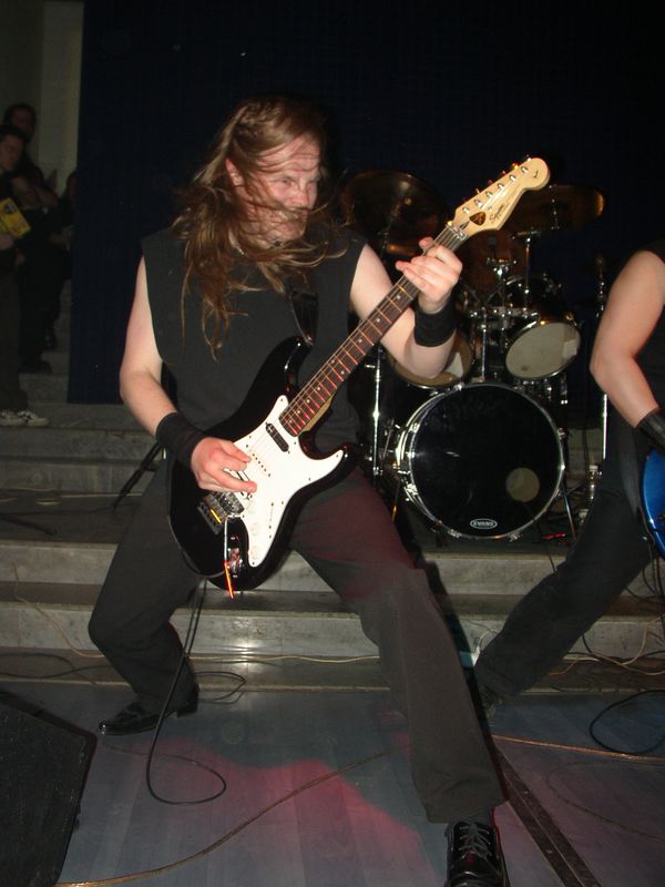 Фотографии -> Концерты -> Концерт в клубе Арктика (24 апреля 2004) ->  Asguard -> Asguard - 004