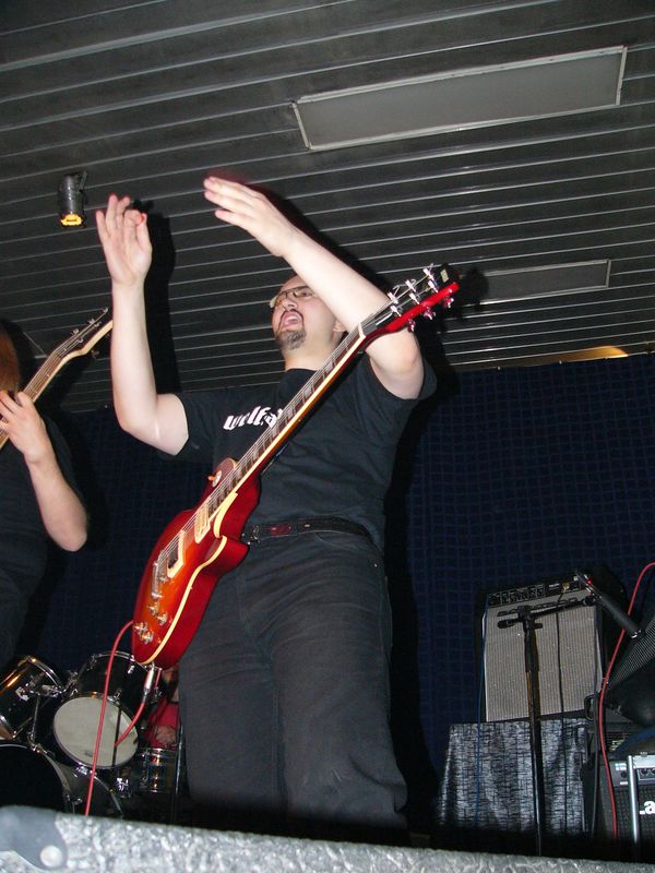Фотографии -> Концерты -> Концерт в клубе Арктика (2 мая 2004) ->  Wolfsangel -> Wolfsangel - 004