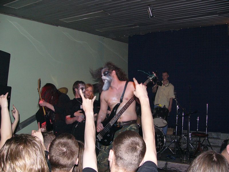 Фотографии -> Концерты -> Концерт в клубе Арктика (8 мая 2004) ->  Ashen Light -> Ashen Light - 011