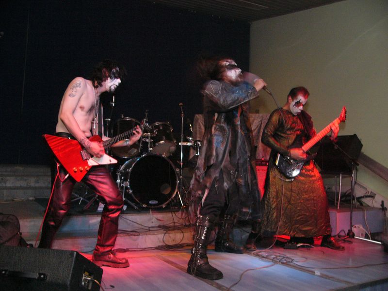 Фотографии -> Концерты -> Концерт в клубе Арктика (9 июля 2004) ->  Black Astrology -> Black Astrology - 012