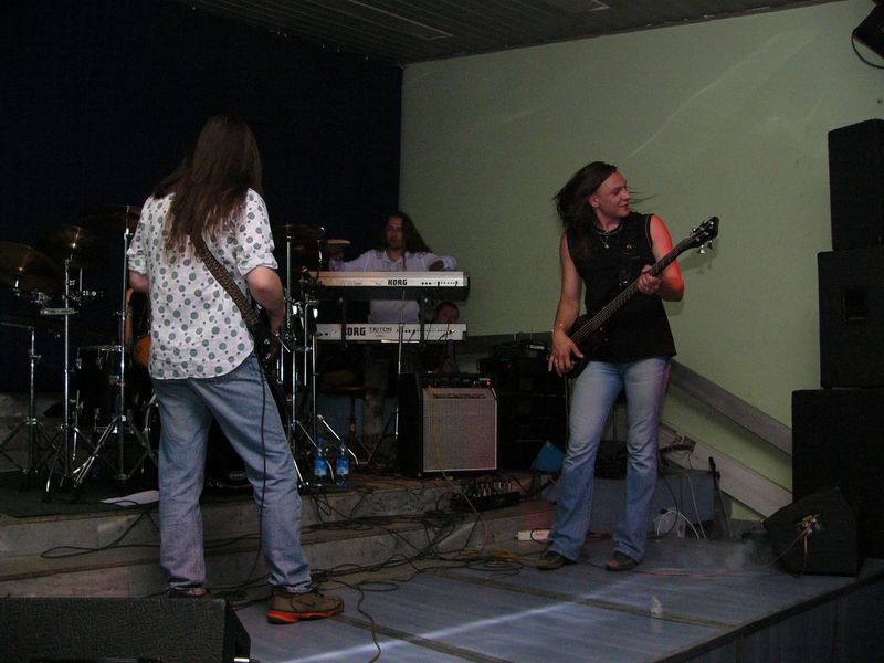Фотографии -> Концерты -> Концерт в клубе Арктика (9 июля 2004) ->  Face-X -> Face-X - 029