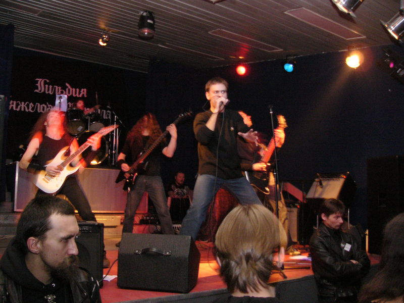 Фотографии -> Концерты -> Концерт ГТМ в клубе Арктика (24 октября 2004) ->  ЗОВ -> ЗОВ - 010
