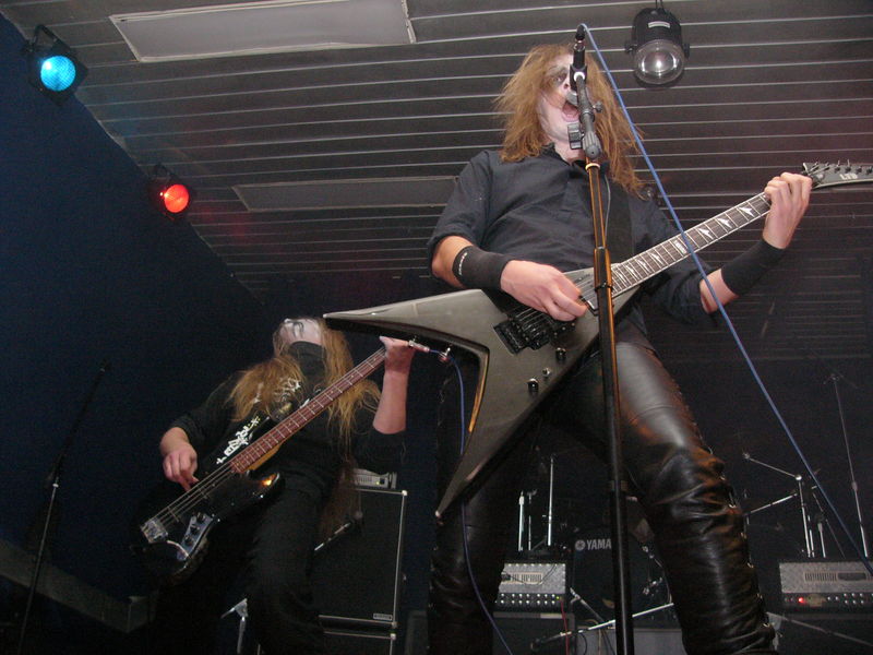 Фотографии -> Концерты -> Impaled Nazarene в клубе Арктика (29 октября 2004) ->  Perunъ -> Perunъ - 003