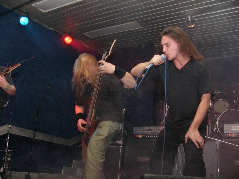 Фотографии -> Концерты -> Impaled Nazarene в клубе Арктика (29 октября 2004) ->  Morrah -> Morrah - 007