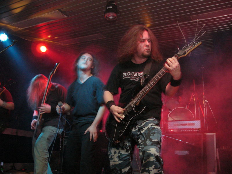 Фотографии -> Концерты -> Impaled Nazarene в клубе Арктика (29 октября 2004) ->  Morrah -> Morrah - 010