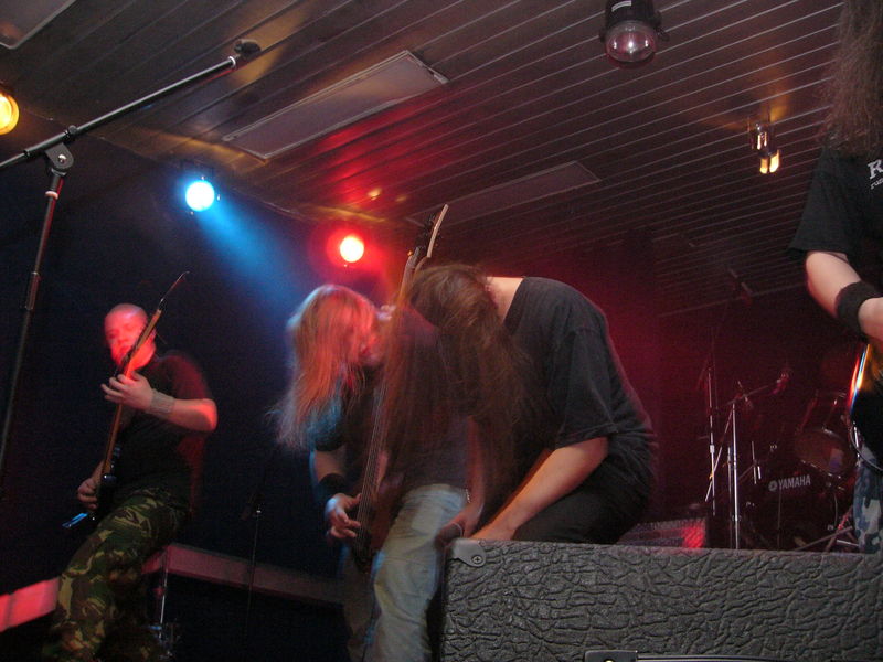 Фотографии -> Концерты -> Impaled Nazarene в клубе Арктика (29 октября 2004) ->  Morrah -> Morrah - 012