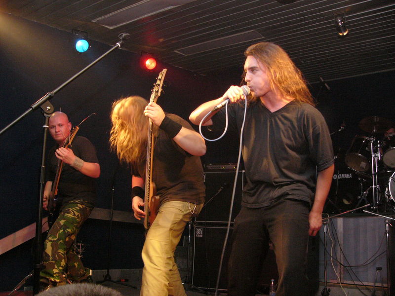 Фотографии -> Концерты -> Impaled Nazarene в клубе Арктика (29 октября 2004) ->  Morrah -> Morrah - 019