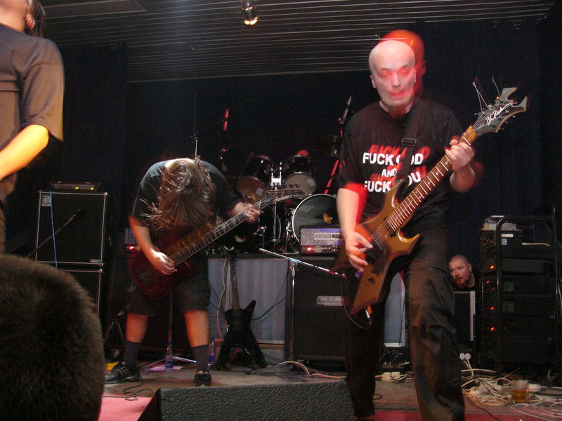 Фотографии -> Концерты -> Impaled Nazarene в клубе Арктика (29 октября 2004) ->  Tartharia -> Tartharia - 014