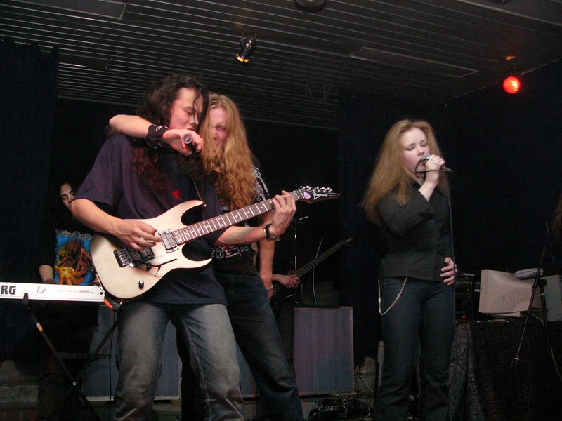 Фотографии -> Концерты -> 12-ти летие Castle Rock в клубе Арктика (7 ноября 2004) ->  Citadel -> Citadel - 015