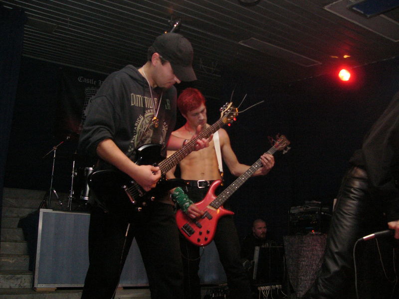 Фотографии -> Концерты -> 12-ти летие Castle Rock в клубе Арктика (7 ноября 2004) ->  Noizz -> Noizz - 004