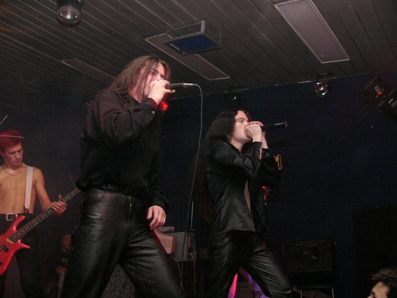 Фотографии -> Концерты -> 12-ти летие Castle Rock в клубе Арктика (7 ноября 2004) ->  Noizz -> Noizz - 013