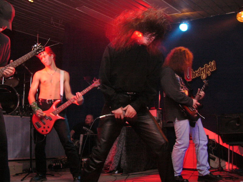 Фотографии -> Концерты -> 12-ти летие Castle Rock в клубе Арктика (7 ноября 2004) ->  Noizz -> Noizz - 018