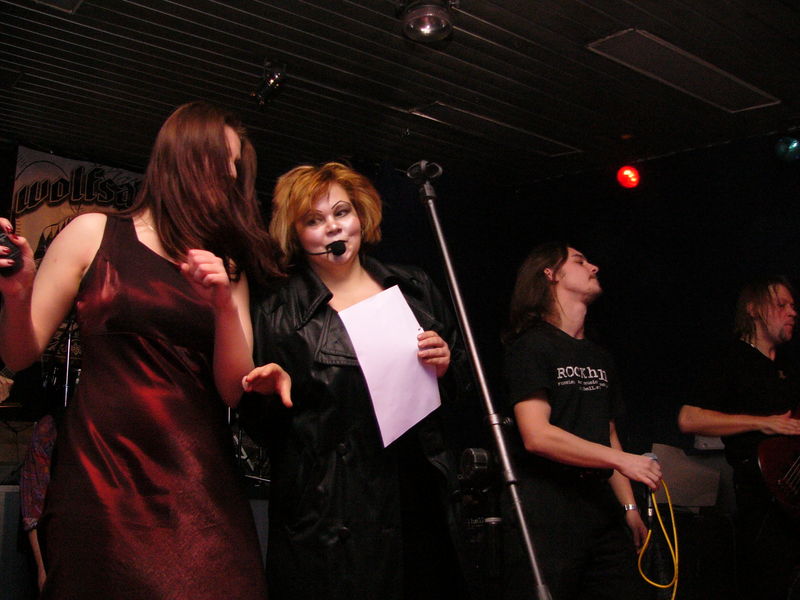 Фотографии -> Концерты -> День рождения Morrah в клубе Арктика (18 декабря 2004) ->  Wolfsangel -> Wolfsangel - 036