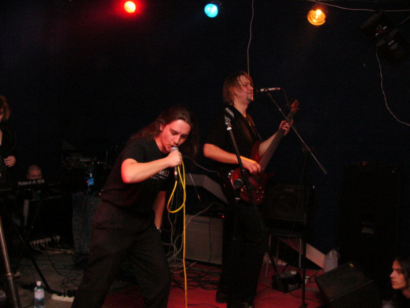 Фотографии -> Концерты -> День рождения Morrah в клубе Арктика (18 декабря 2004) ->  Wolfsangel -> Wolfsangel - 038