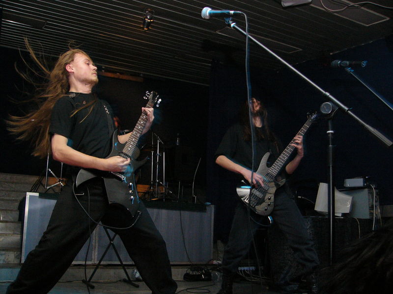 Фотографии -> Концерты -> Black Metal Fest II в клубе Арктика (25 декабря 2004) ->  Рождение Ветра -> Рождение Ветра - 005