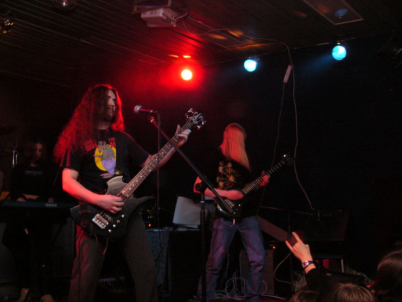 Фотографии -> Концерты -> Black Metal Fest II в клубе Арктика (25 декабря 2004) ->  Radigost -> Radigost - 009