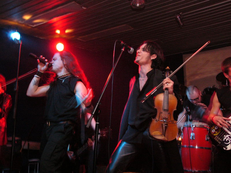 Фотографии -> Концерты -> Сольный концерт Dominia в клубе Арктика (30 января 2005) ->  Dominia -> Dominia - 009