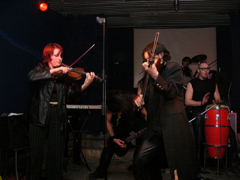 Фотографии -> Концерты -> Сольный концерт Dominia в клубе Арктика (30 января 2005) ->  Dominia -> Dominia - 028