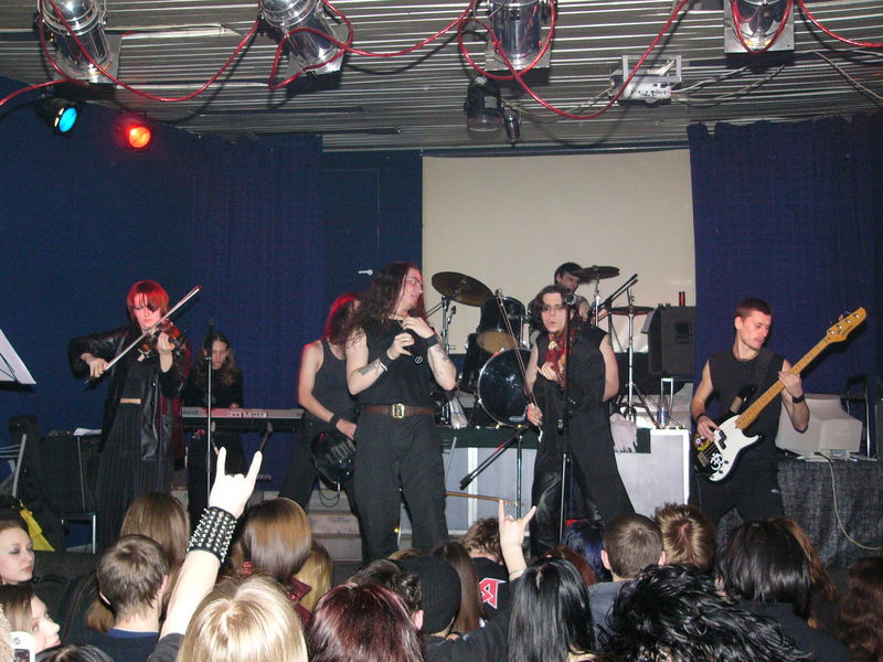 Фотографии -> Концерты -> Сольный концерт Dominia в клубе Арктика (30 января 2005) ->  Dominia -> Dominia - 033