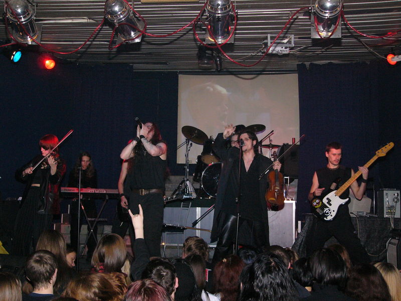 Фотографии -> Концерты -> Сольный концерт Dominia в клубе Арктика (30 января 2005) ->  Dominia -> Dominia - 034
