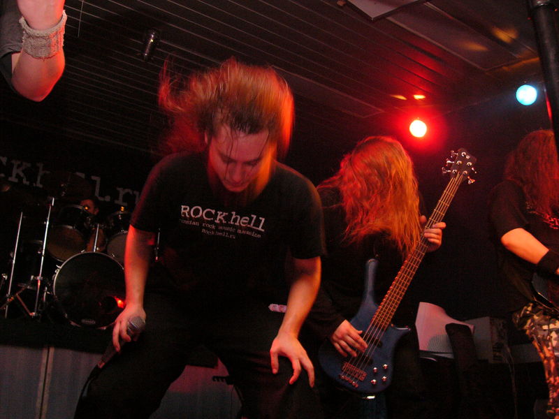Фотографии -> Концерты -> День рождения RockHell.Ru в клубе Арктика (12 февраля 2005) ->  Morrah -> Morrah - 014