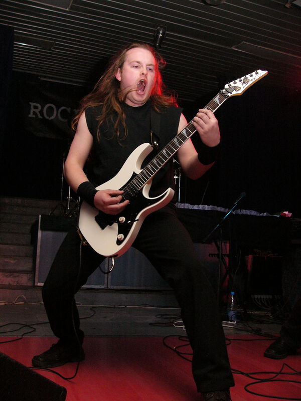 Фотографии -> Концерты -> День рождения RockHell.Ru в клубе Арктика (12 февраля 2005) ->  Asguard -> Asguard - 003