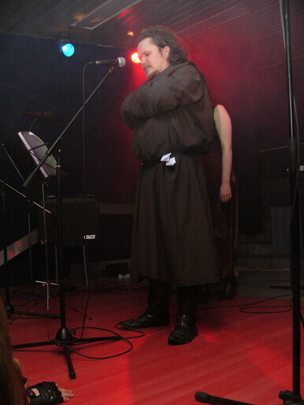 Фотографии -> Концерты -> День рождения RockHell.Ru в клубе Арктика (12 февраля 2005) ->  Wolfsangel -> Wolfsangel - 001