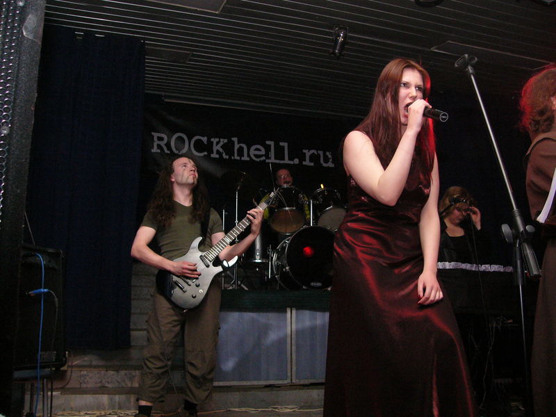 Фотографии -> Концерты -> День рождения RockHell.Ru в клубе Арктика (12 февраля 2005) ->  Wolfsangel -> Wolfsangel - 010