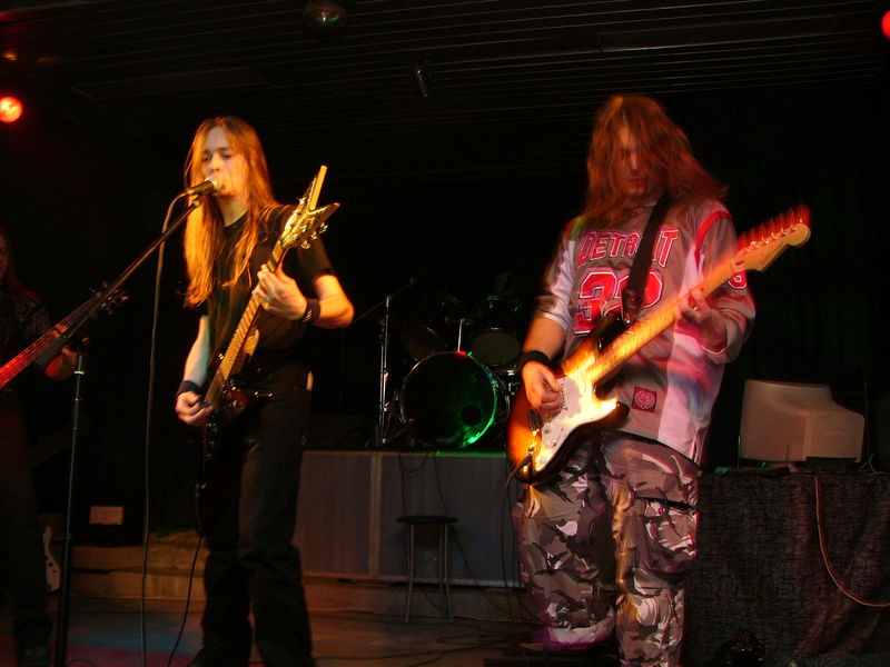 Фотографии -> Концерты -> Концерт в клубе Арктика (7 марта 2005) ->  Реквием -> Реквием - 006