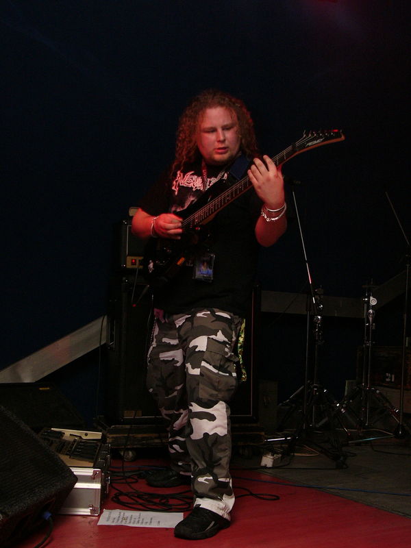 Фотографии -> Концерты -> Behemoth в клубе Арктика (13 марта 2005) ->  Neolith -> Neolith - 004