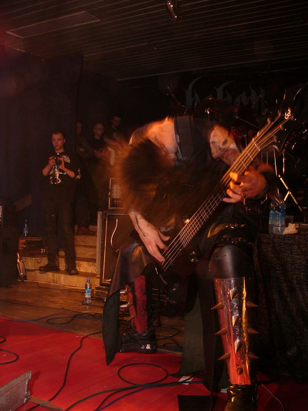 Фотографии -> Концерты -> Behemoth в клубе Арктика (13 марта 2005) ->  Behemoth -> Behemoth - 005