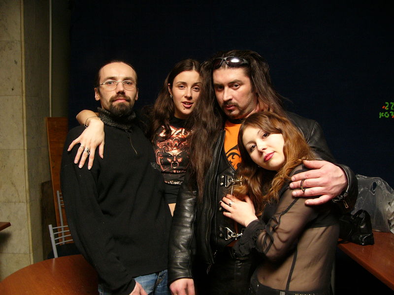 Фотографии -> Концерты -> Behemoth в клубе Арктика (13 марта 2005) ->  Люди на концерте -> Люди на концерте - 004