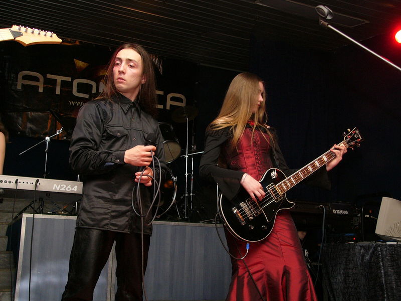 Фотографии -> Концерты -> Концерт в клубе Арктика (16 апреля 2005) ->  Offertorium -> Offertorium - 023