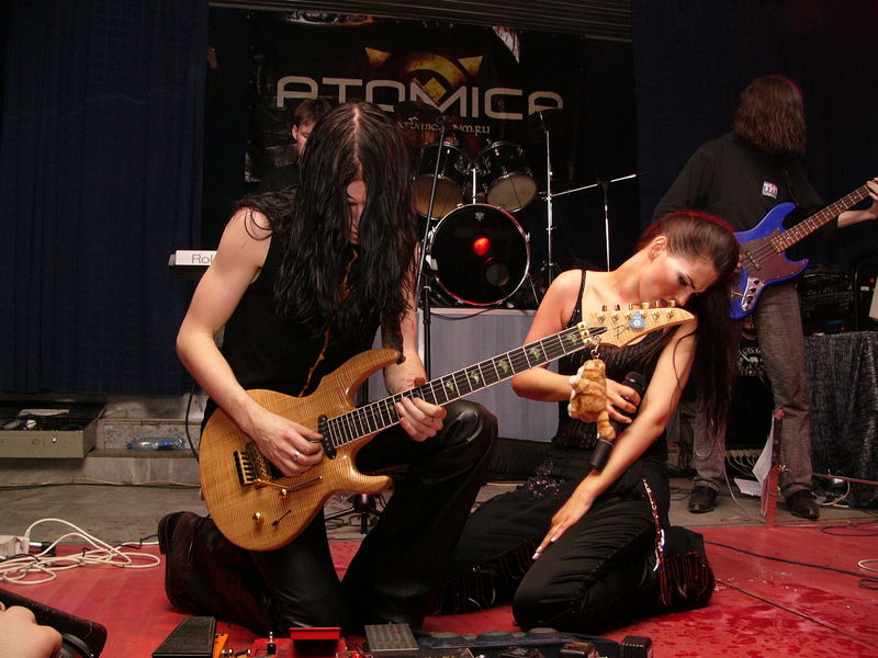 Фотографии -> Концерты -> Концерт в клубе Арктика (16 апреля 2005) ->  Atomica -> Atomica - 048
