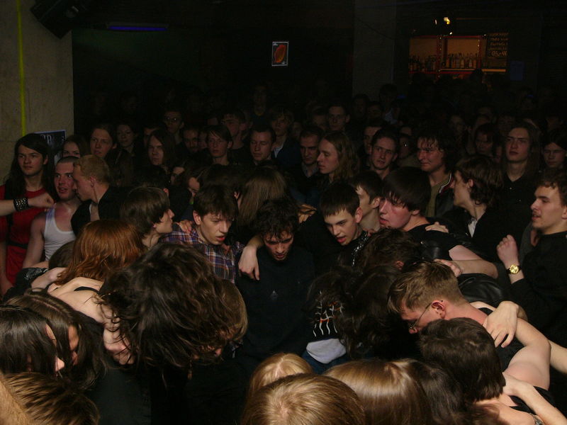 Фотографии -> Концерты -> Cruachan в клубе Арктика (1 мая 2005) ->  Alkonost -> Alkonost - 029
