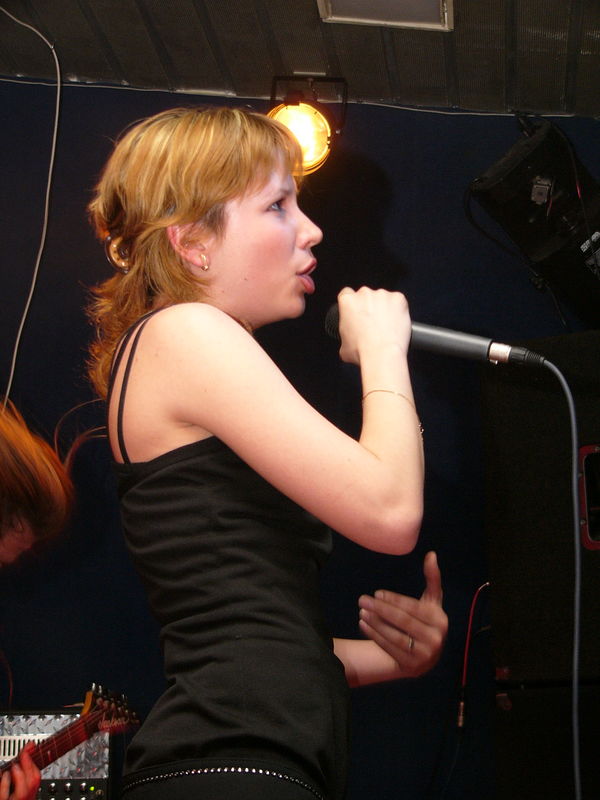 Фотографии -> Концерты -> Cruachan в клубе Арктика (1 мая 2005) ->  Alkonost -> Alkonost - 030