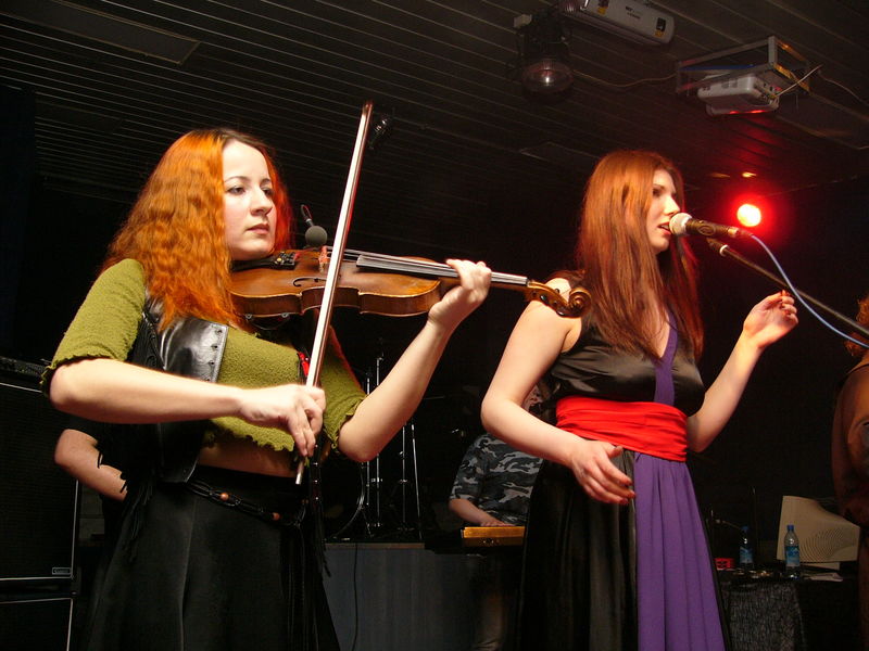 Фотографии -> Концерты -> Cruachan в клубе Арктика (1 мая 2005) ->  Wolfsangel -> Wolfsangel - 020