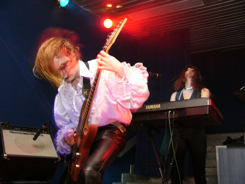 Фотографии -> Концерты -> День рождения Dark Vampire в клубе Арктика (24 мая 2005) ->  MoonSun Relight -> MoonSun Relight - 014